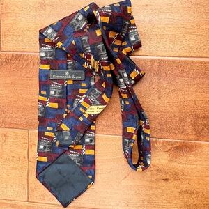 Ermenegildo Zegna 100% Silk Italian-Made Neck-Tie
